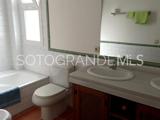 Villa de 5 dormitorios en venta en Sotogrande Alto | Sotobeach Real Estate