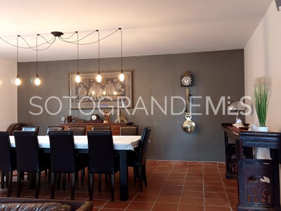 Villa de 5 dormitorios en venta en Sotogrande Alto | Sotobeach Real Estate