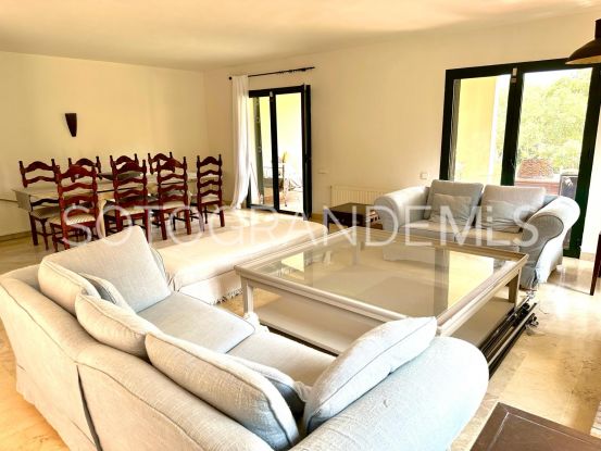 Villa pareada a la venta con 5 dormitorios en Sotogolf, Sotogrande Alto | Sotobeach Real Estate