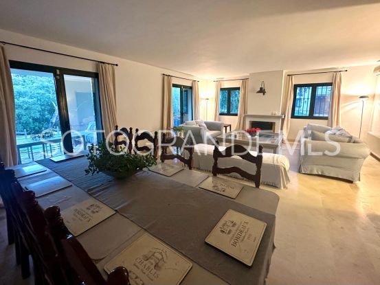 Villa pareada a la venta con 5 dormitorios en Sotogolf, Sotogrande Alto | Sotobeach Real Estate