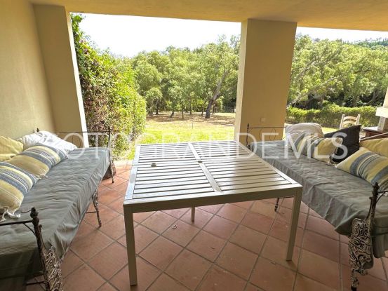 Villa pareada a la venta con 5 dormitorios en Sotogolf, Sotogrande Alto | Sotobeach Real Estate