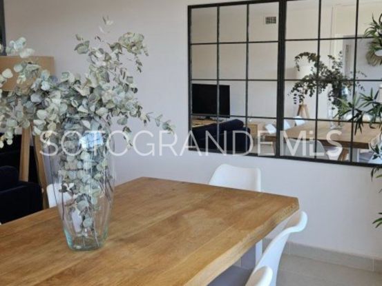 For sale 5 bedrooms ground floor apartment in Senda Chica, La Reserva | Sotobeach Real Estate