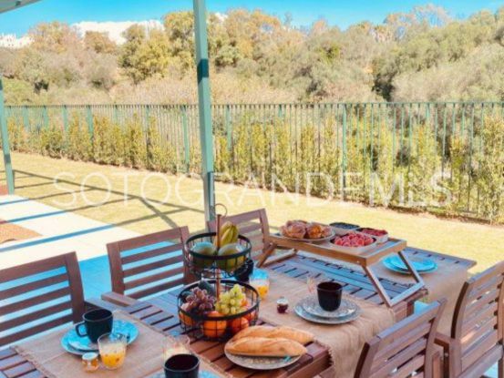 For sale 5 bedrooms ground floor apartment in Senda Chica, La Reserva | Sotobeach Real Estate