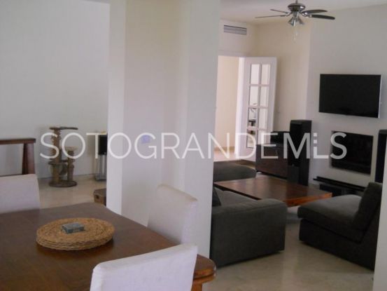 Villa a la venta con 4 dormitorios en Zona B, Sotogrande Costa | Sotobeach Real Estate