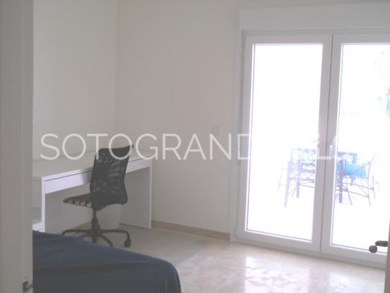 Villa a la venta con 4 dormitorios en Zona B, Sotogrande Costa | Sotobeach Real Estate