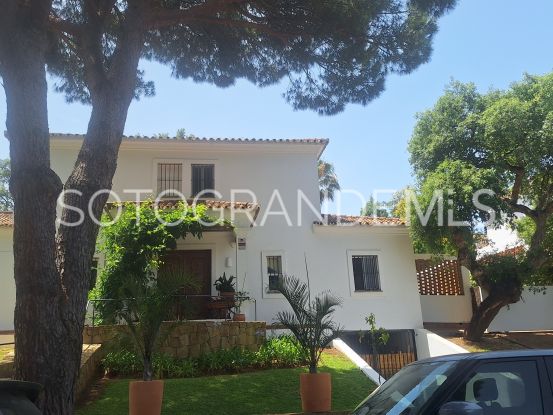Villa in Zona C with 4 bedrooms | Sotobeach Real Estate