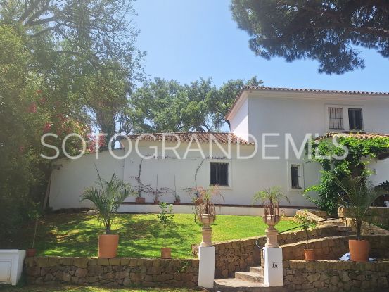 Villa in Zona C with 4 bedrooms | Sotobeach Real Estate