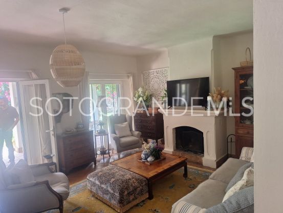 Villa in Zona C with 4 bedrooms | Sotobeach Real Estate
