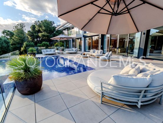 Se vende villa de 7 dormitorios en Reyes y Reinas, Sotogrande Costa | Sotobeach Real Estate