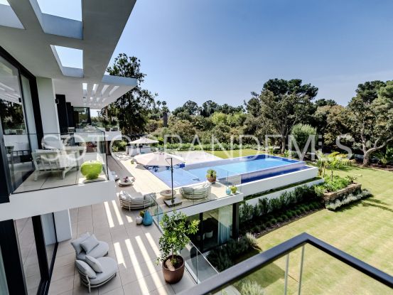 Se vende villa de 7 dormitorios en Reyes y Reinas, Sotogrande Costa | Sotobeach Real Estate