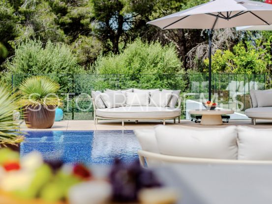 Se vende villa de 7 dormitorios en Reyes y Reinas, Sotogrande Costa | Sotobeach Real Estate