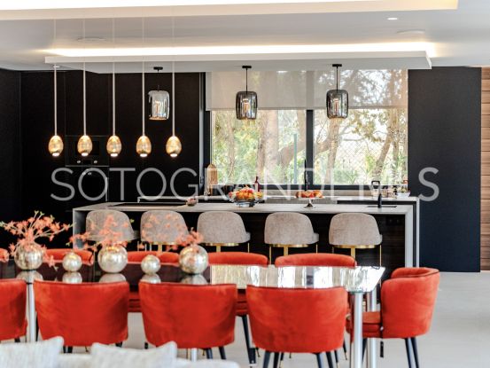 Se vende villa de 7 dormitorios en Reyes y Reinas, Sotogrande Costa | Sotobeach Real Estate