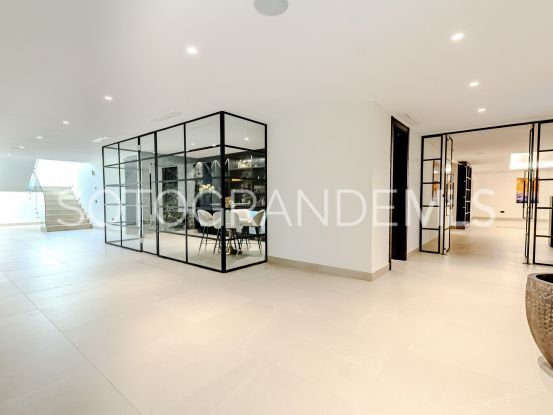 Se vende villa de 7 dormitorios en Reyes y Reinas, Sotogrande Costa | Sotobeach Real Estate