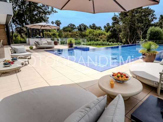 Se vende villa de 7 dormitorios en Reyes y Reinas, Sotogrande Costa | Sotobeach Real Estate