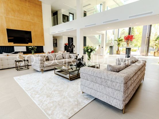 Se vende villa de 7 dormitorios en Reyes y Reinas, Sotogrande Costa | Sotobeach Real Estate