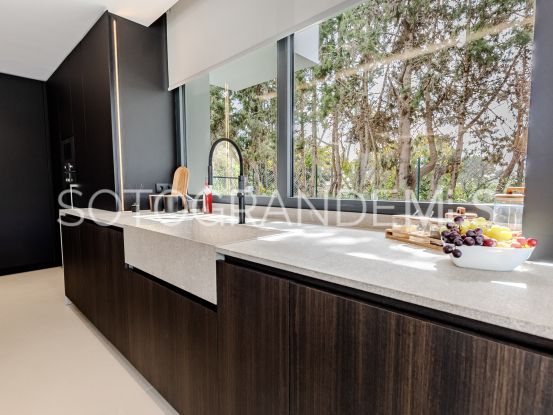 Se vende villa de 7 dormitorios en Reyes y Reinas, Sotogrande Costa | Sotobeach Real Estate