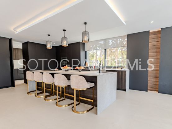 Se vende villa de 7 dormitorios en Reyes y Reinas, Sotogrande Costa | Sotobeach Real Estate