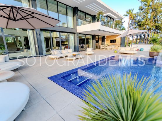 Se vende villa de 7 dormitorios en Reyes y Reinas, Sotogrande Costa | Sotobeach Real Estate