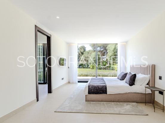 Se vende villa de 7 dormitorios en Reyes y Reinas, Sotogrande Costa | Sotobeach Real Estate