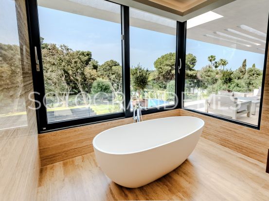 Se vende villa de 7 dormitorios en Reyes y Reinas, Sotogrande Costa | Sotobeach Real Estate