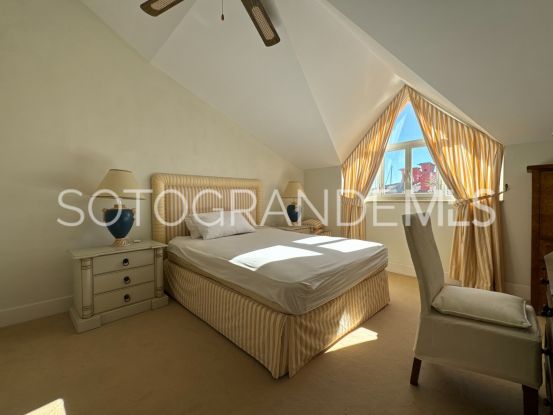 Buy 4 bedrooms penthouse in Sotogrande Puerto Deportivo | Sotobeach Real Estate