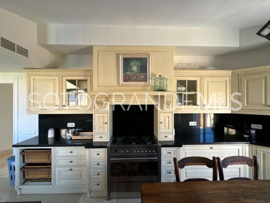 Buy 4 bedrooms penthouse in Sotogrande Puerto Deportivo | Sotobeach Real Estate