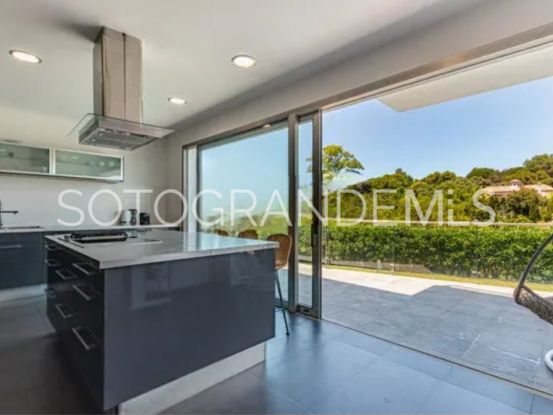Villa a la venta en Zona D, Sotogrande Alto | Sotobeach Real Estate