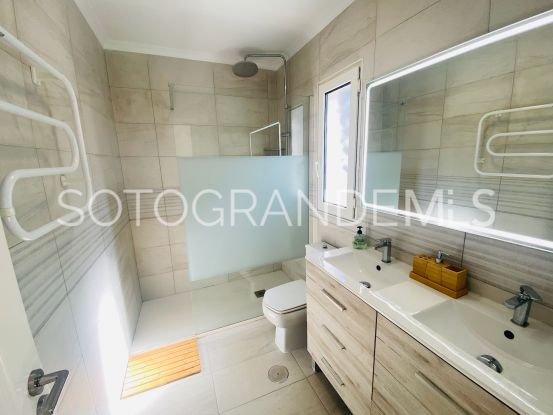 Comprar villa de 7 dormitorios en Zona B, Sotogrande Costa | Sotobeach Real Estate