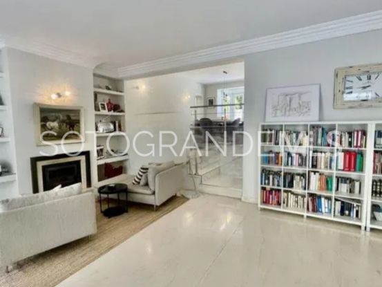 Comprar villa de 7 dormitorios en Zona B, Sotogrande Costa | Sotobeach Real Estate