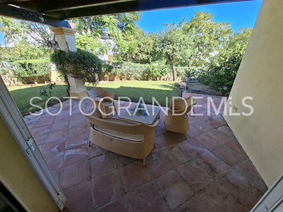 Comprar villa de 3 dormitorios en Zona G, Sotogrande Alto | Sotobeach Real Estate