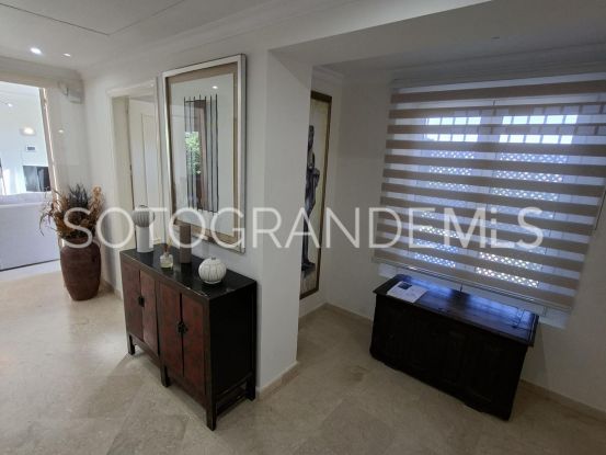Comprar villa de 3 dormitorios en Zona G, Sotogrande Alto | Sotobeach Real Estate