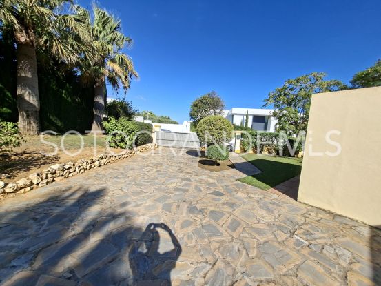 Comprar villa de 3 dormitorios en Zona G, Sotogrande Alto | Sotobeach Real Estate
