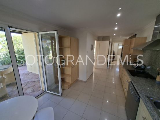 Comprar villa de 3 dormitorios en Zona G, Sotogrande Alto | Sotobeach Real Estate