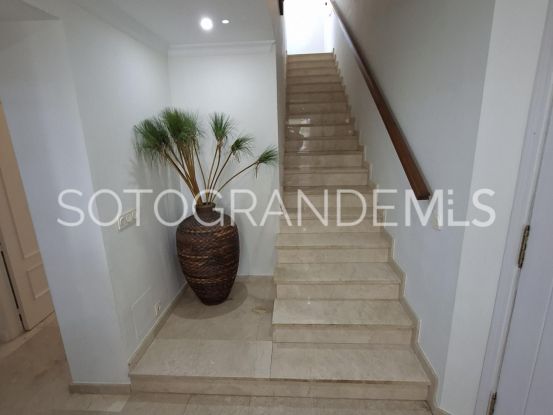 Comprar villa de 3 dormitorios en Zona G, Sotogrande Alto | Sotobeach Real Estate