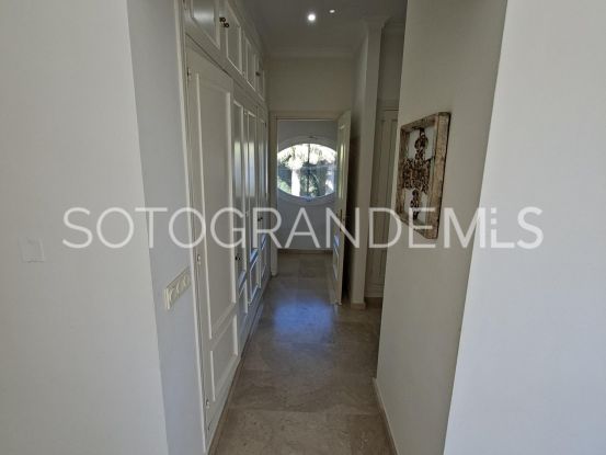 Comprar villa de 3 dormitorios en Zona G, Sotogrande Alto | Sotobeach Real Estate