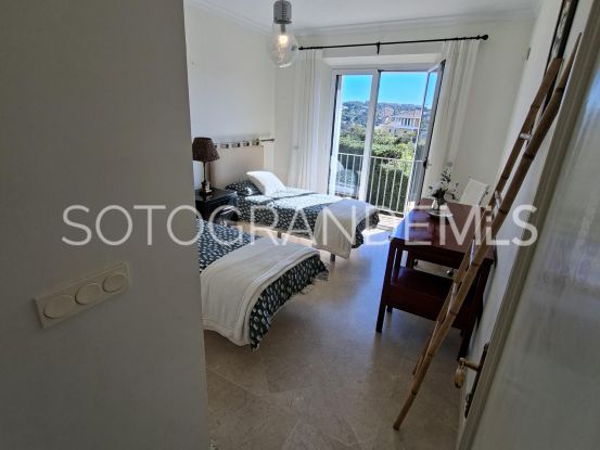 Comprar villa de 3 dormitorios en Zona G, Sotogrande Alto | Sotobeach Real Estate