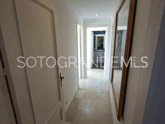 Comprar villa de 3 dormitorios en Zona G, Sotogrande Alto | Sotobeach Real Estate