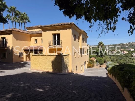 Villa a la venta en Zona F, Sotogrande Alto | Sotobeach Real Estate