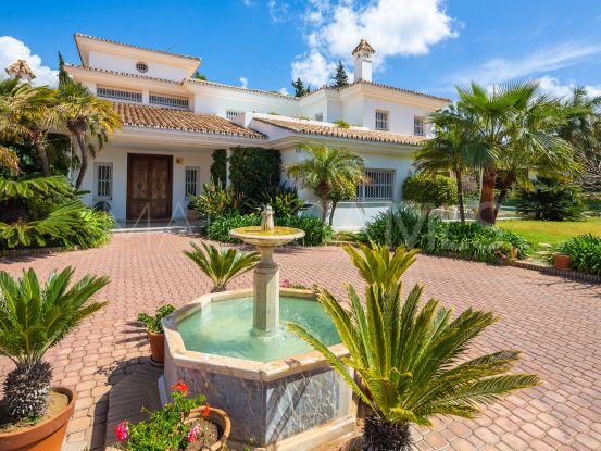 Buy villa in Guadalmina Baja with 8 bedrooms | Kristina Szekely International Realty