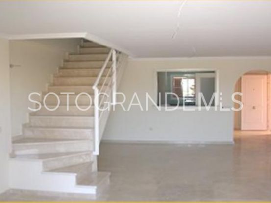 Ático en venta en Isla Carey, Marina de Sotogrande | Kristina Szekely International Realty