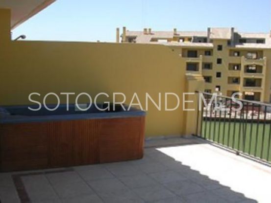 Ático en venta en Isla Carey, Marina de Sotogrande | Kristina Szekely International Realty