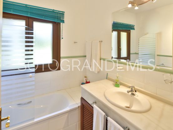 Los Altos de Valderrama, Sotogrande Alto, villa en venta | Kristina Szekely International Realty