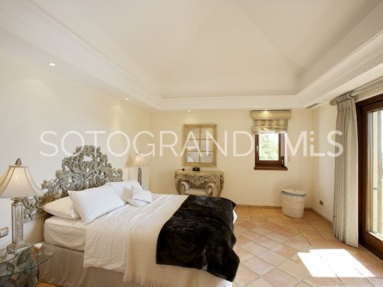 Villa en Sotogrande Alto de 5 dormitorios | Kristina Szekely International Realty