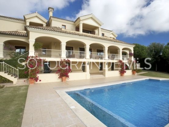 Villa en Sotogrande Alto de 5 dormitorios | Kristina Szekely International Realty