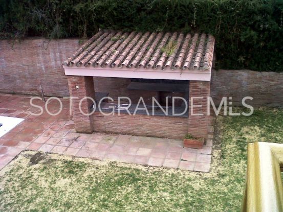 Villa en venta en Sotogrande Costa | Kristina Szekely International Realty