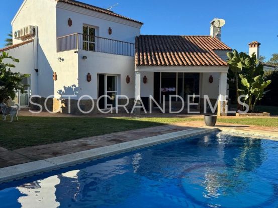 Villa en venta en Sotogrande Costa | Kristina Szekely International Realty