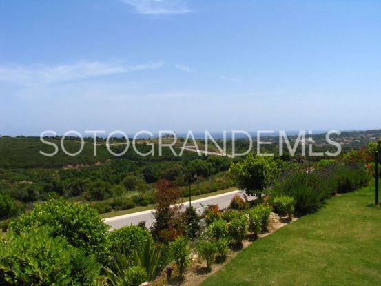 Adosado en venta de 2 dormitorios en Los Cortijos de la Reserva, La Reserva | Kristina Szekely International Realty