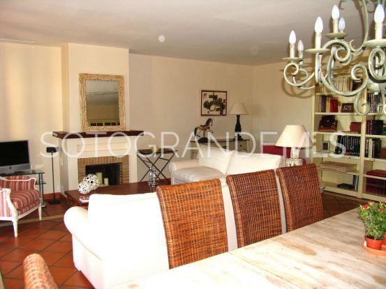 Adosado en venta de 2 dormitorios en Los Cortijos de la Reserva, La Reserva | Kristina Szekely International Realty