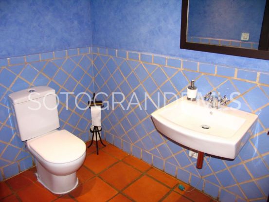 Adosado en venta de 2 dormitorios en Los Cortijos de la Reserva, La Reserva | Kristina Szekely International Realty