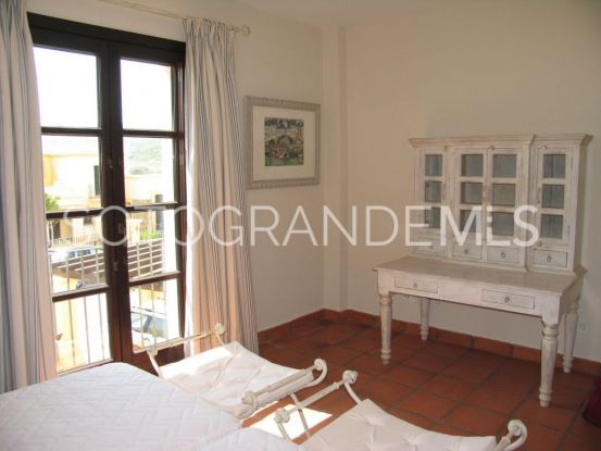 Adosado en venta de 2 dormitorios en Los Cortijos de la Reserva, La Reserva | Kristina Szekely International Realty